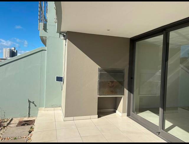2 BEDROOM APARTMENT FOR SALE IN HUMEWOOD